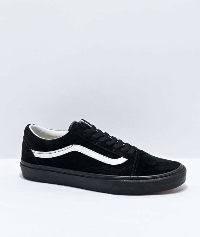 all black vans with white stripe